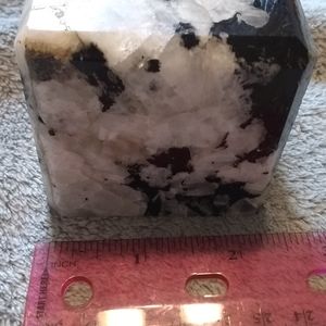 rainbow moonstone cube